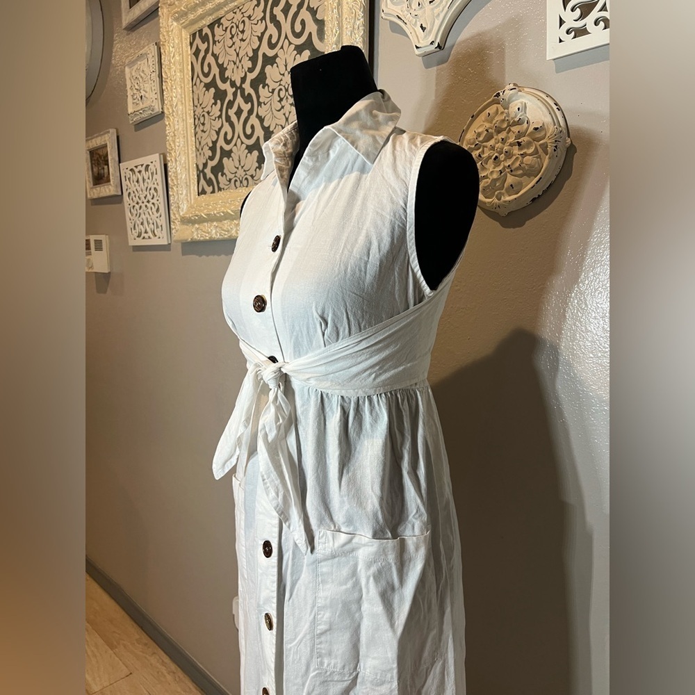 Rabbit Rabbit Rabbit White Button-Front Maxi Dress - Picture 11 of 15